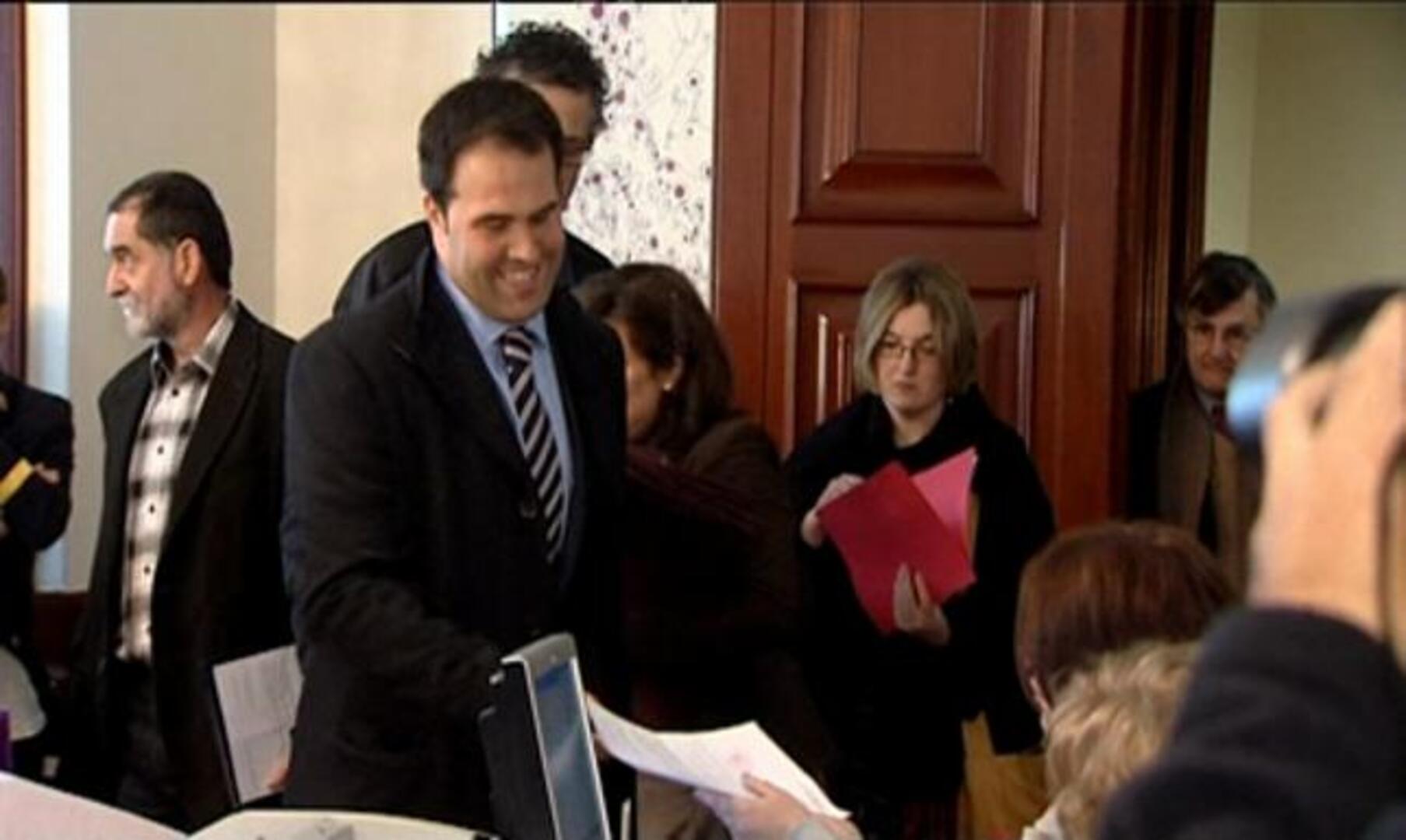 Amaiur reclama la «autodeterminación» al acreditarse en el Congreso