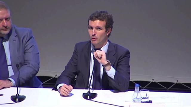 Casado señala que la Constitución &quot;no acusa la crisis de los 40&quot;