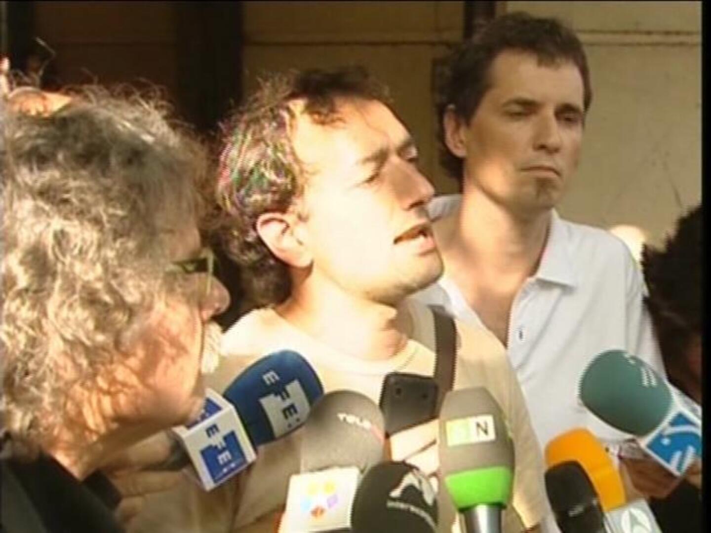 Aralar y ERC arropan a Otegi a las puertas de la Audiencia Nacional