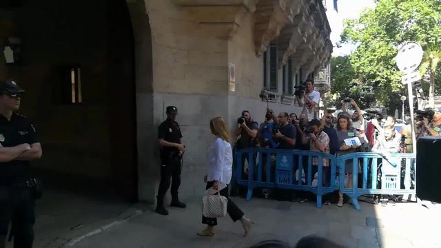 La jueza Samantha Romero entra en la Audiencia de Palma