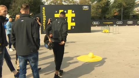 Neymar se lamenta tras fallar una ocasión