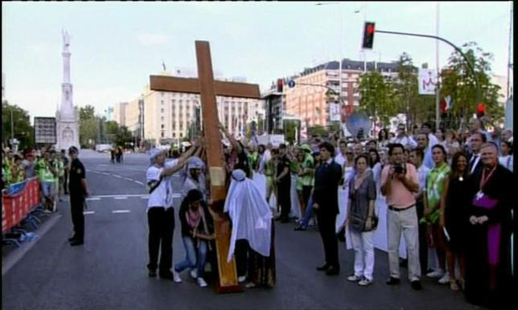 Directo: «No paséis de largo ante el sufrimiento humano»