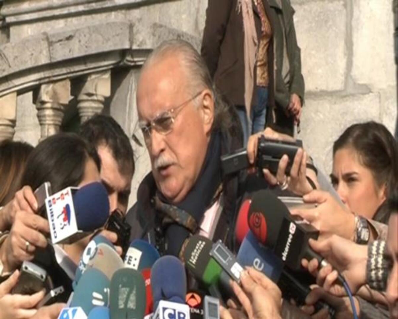 Azkuna: «Yo sigo con la guerra al navajero»