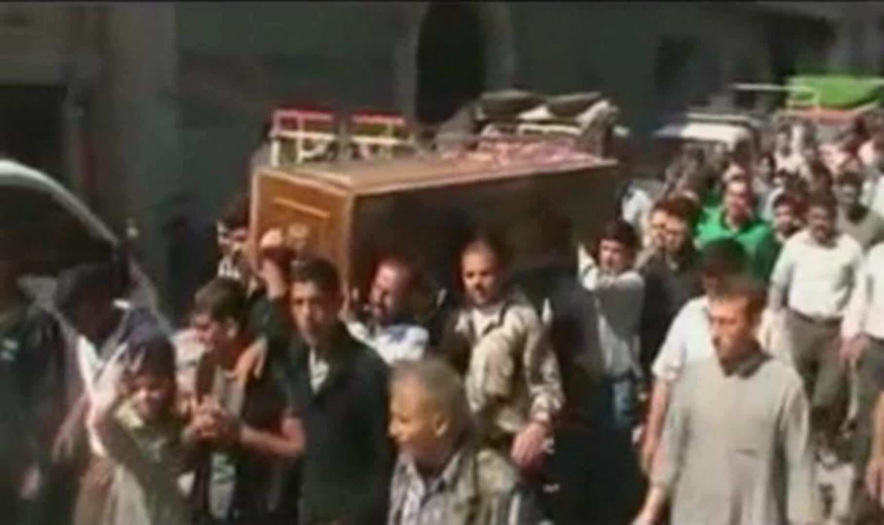 Una decena de países, entre ellos España, expulsa a la diplomacia siria