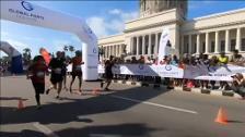 El actor Will Smith participa en la media maratón de La Habana