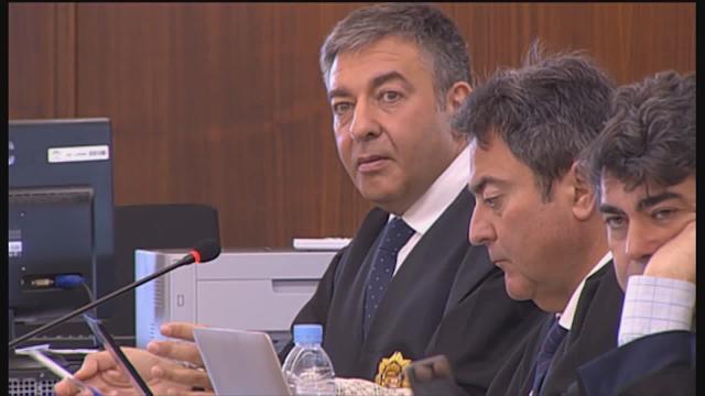 Chaves: &quot;Siempre he partido de que mis consejeros respetaban la ley&quot;