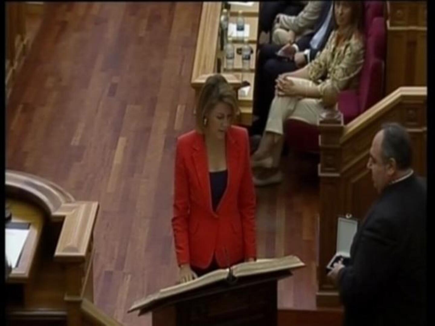 Constituido el Parlamento de Castilla-La Mancha con mayoría y presidente del PP