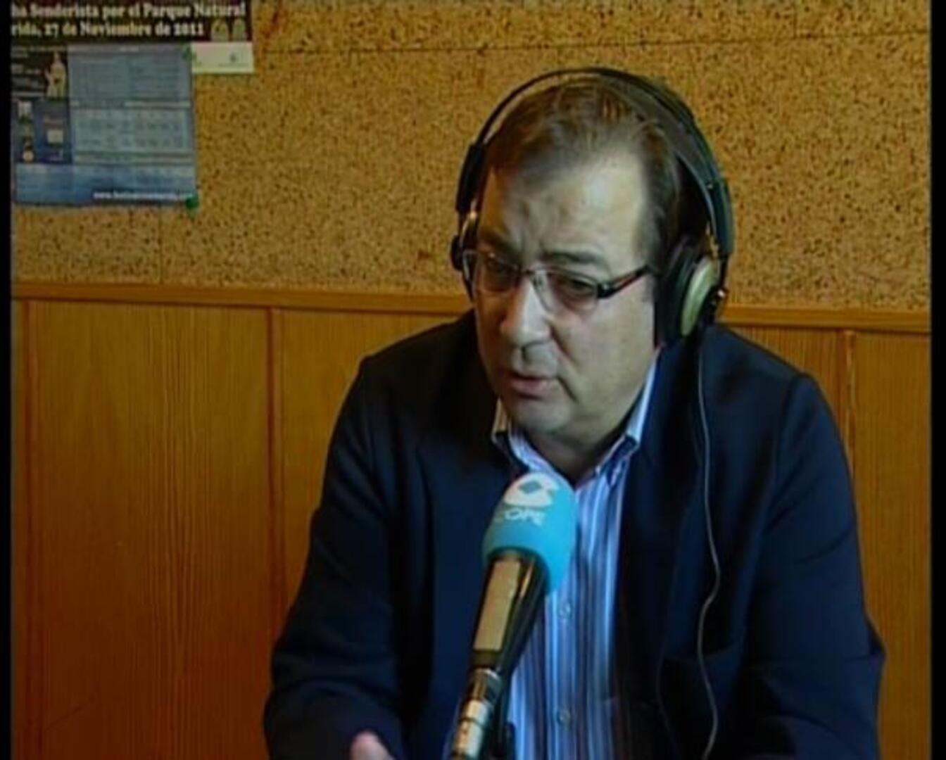 Vara espera que se presente una «tercera vía» para liderar el PSOE