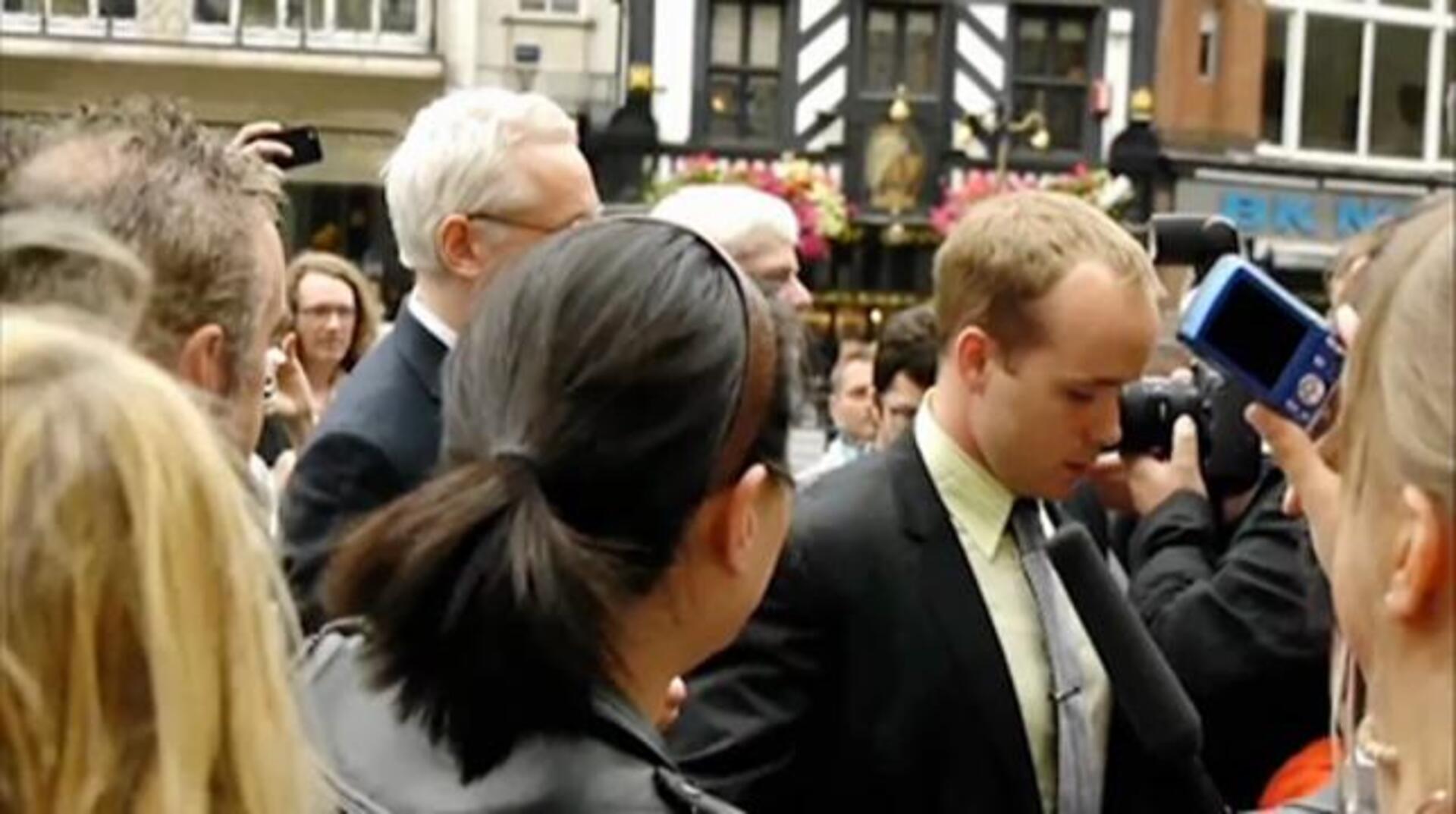 Baltasar Garzón liderará el equipo de defensa de Assange y Wikileaks