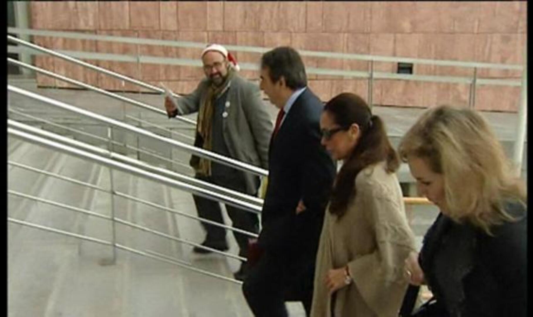 Isabel Pantoja ingresó en sus cuentas en 2003 más que en todo el periodo 1996-2002