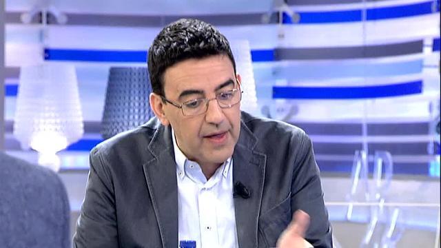 Paco Salazar y Santos Cerdán, de la candidatura de Pedro Sánchez, a su llegada ayer a Ferraz