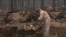 Se eleva a casi medio centenar el número de muertos en el incendio de California
