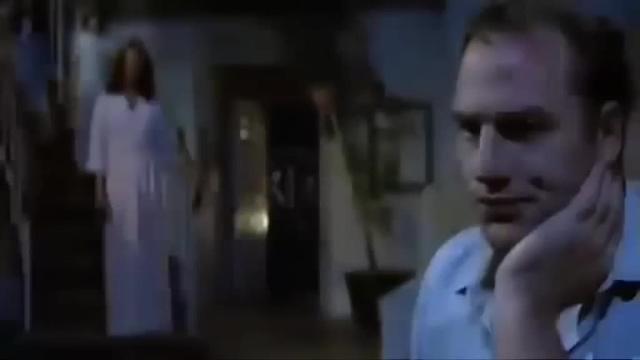 Los populares comparan a Sánchez, Iglesias y Torra con los muertos vivientes de la película &#039;Poltergeist&#039;