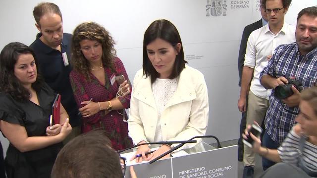 Carmen Montón defiende su &quot;honestidad&quot; al realizar un máster