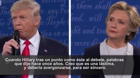 Clinton y Trump durante el debate