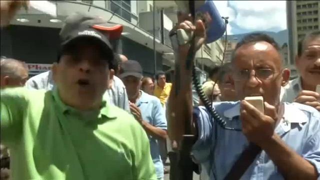 Maduro critica a los venezolanos que deciden marcharse mientras crece la tensión en la frontera