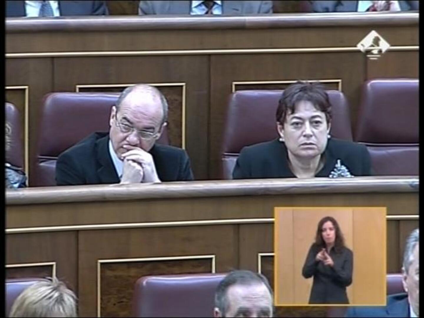 Zapatero justifica la intervención en Libia como «principio humanitario»