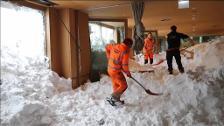 Un hotel suizo, engullido literalmente por una avalancha de nieve