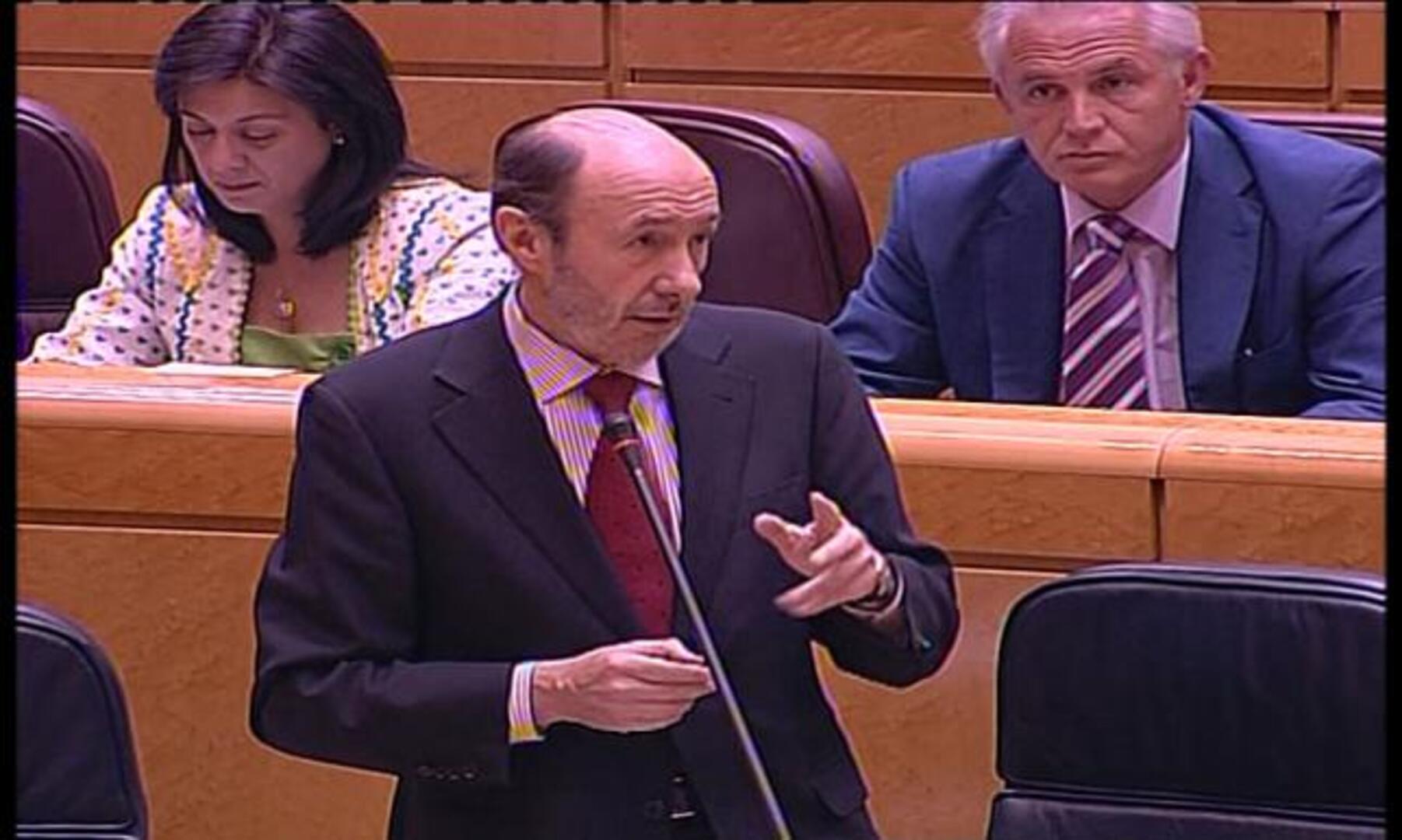 Rubalcaba: «Es el momento de que Bildu convenza a quienes no les creímos»