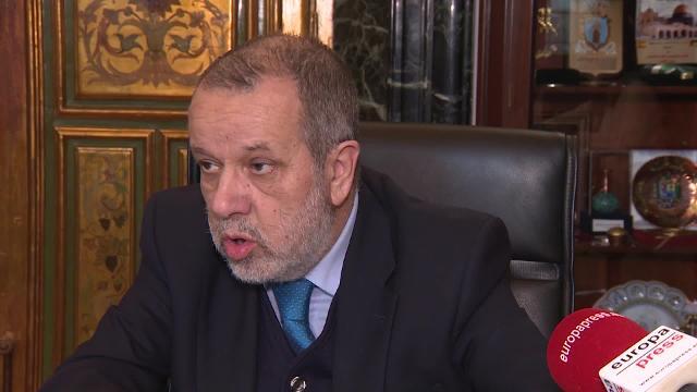 Defensor del pueblo prefiere esperar decisión del TC sobre la prisión permanente