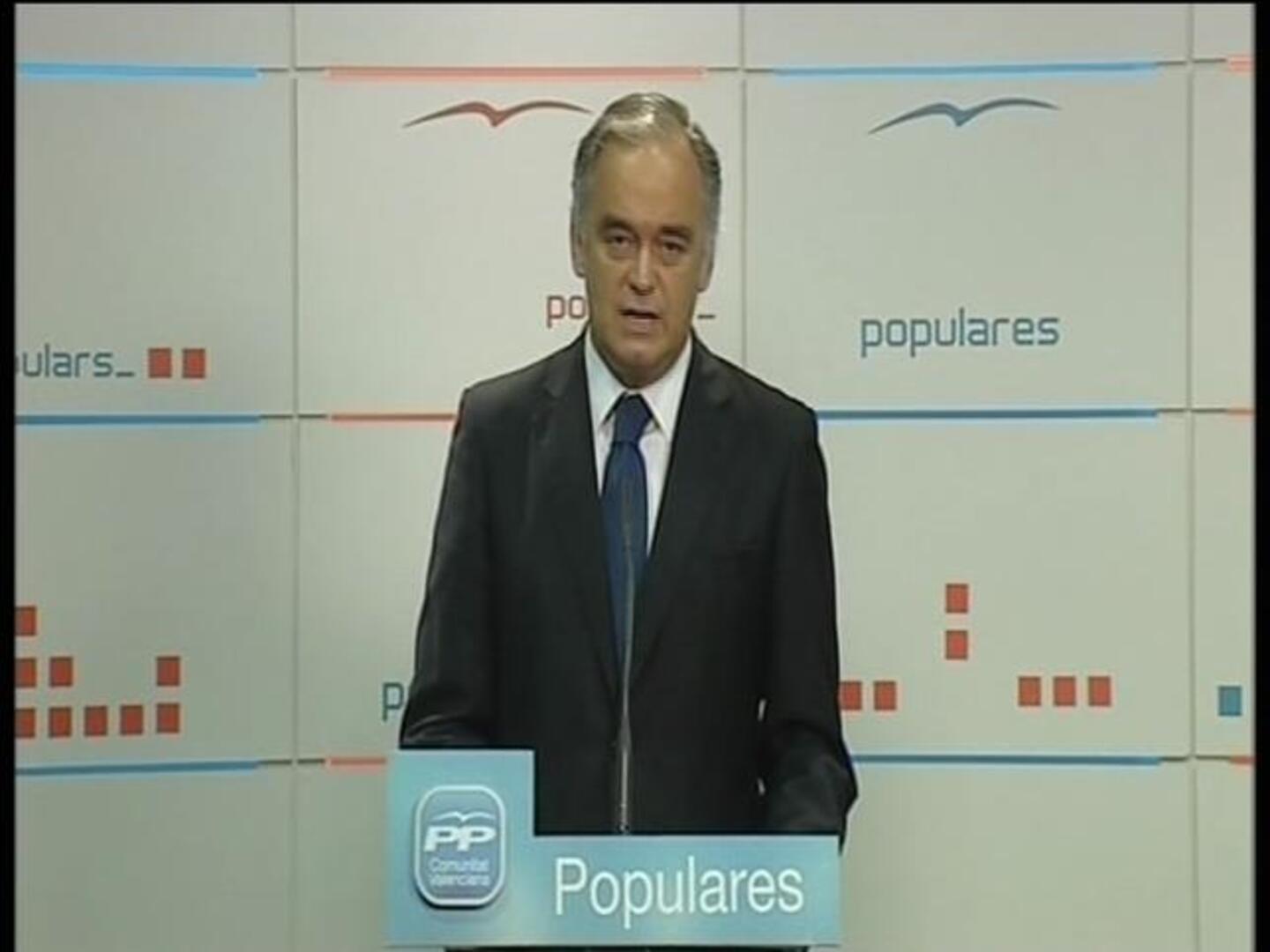 «Los altos cargos del PSOE se piran antes de que se hunda el barco»