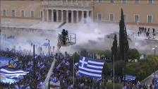 Graves disturbios en Atenas en la manifestación contra el acuerdo sobre el nombre de Macedonia