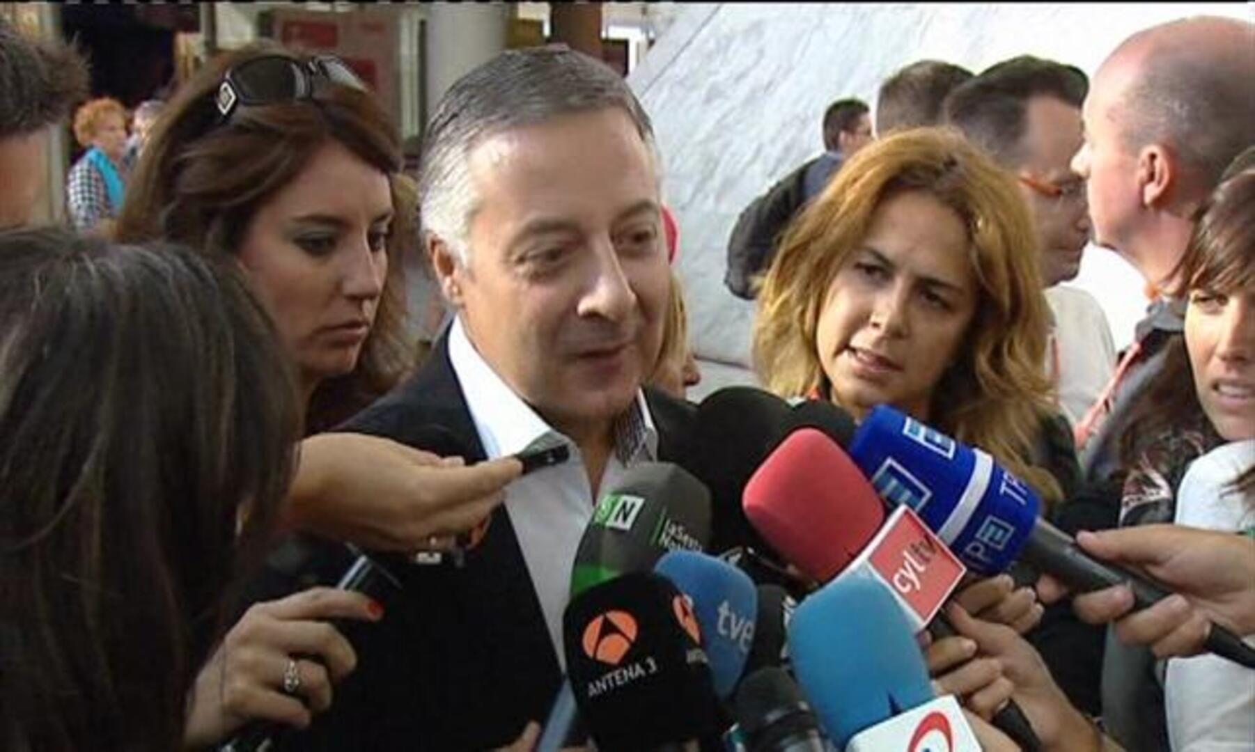 Blanco y López ven la disolución de Ekin «un paso más», pero no aventuran si habrá anuncios antes del 20-N