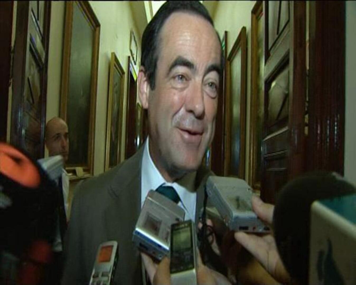 Y José Bono se lo vuelve a pensar...