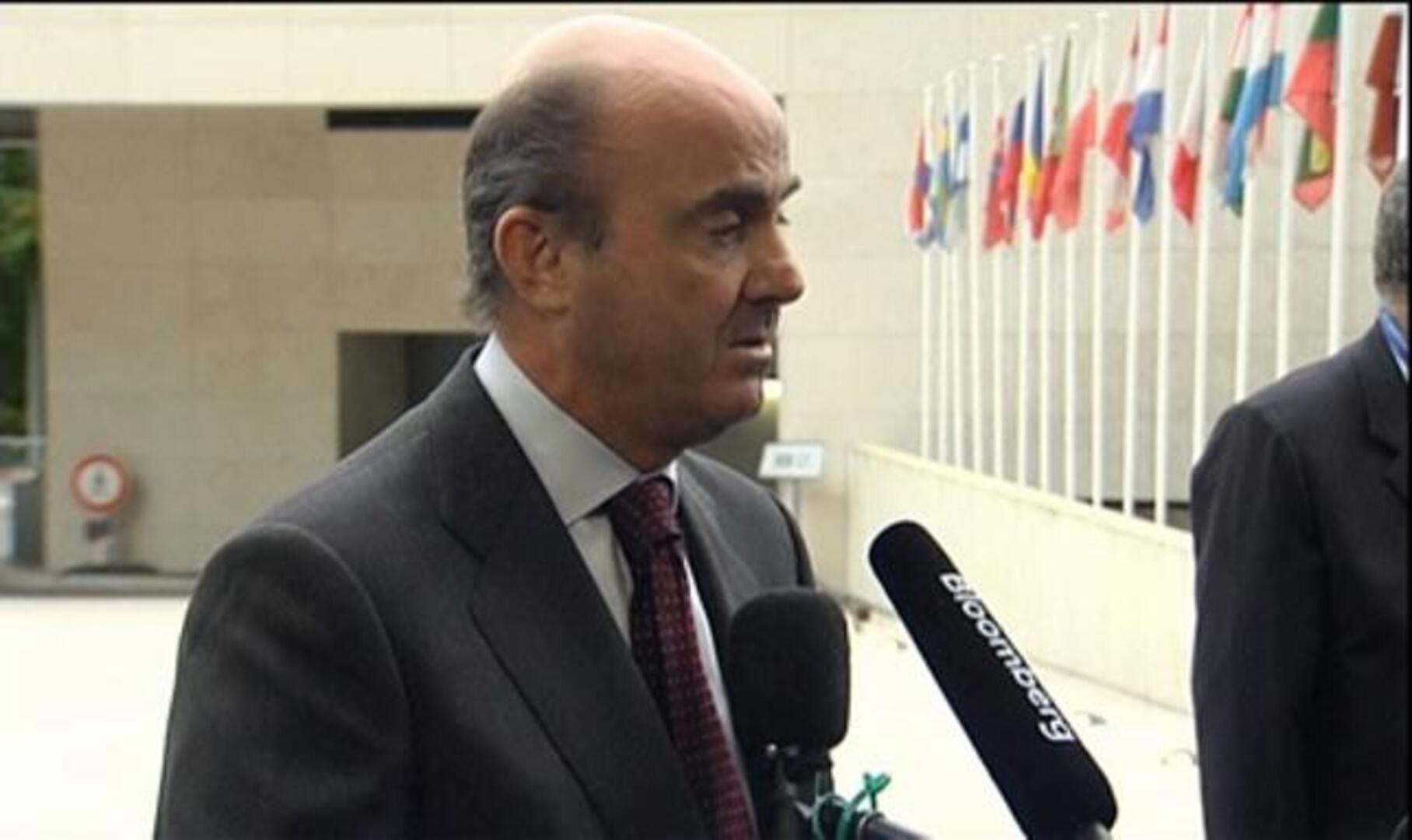 El Eurogrupo pide a España que aplique «estrictamente» los ajustes para cumplir el déficit