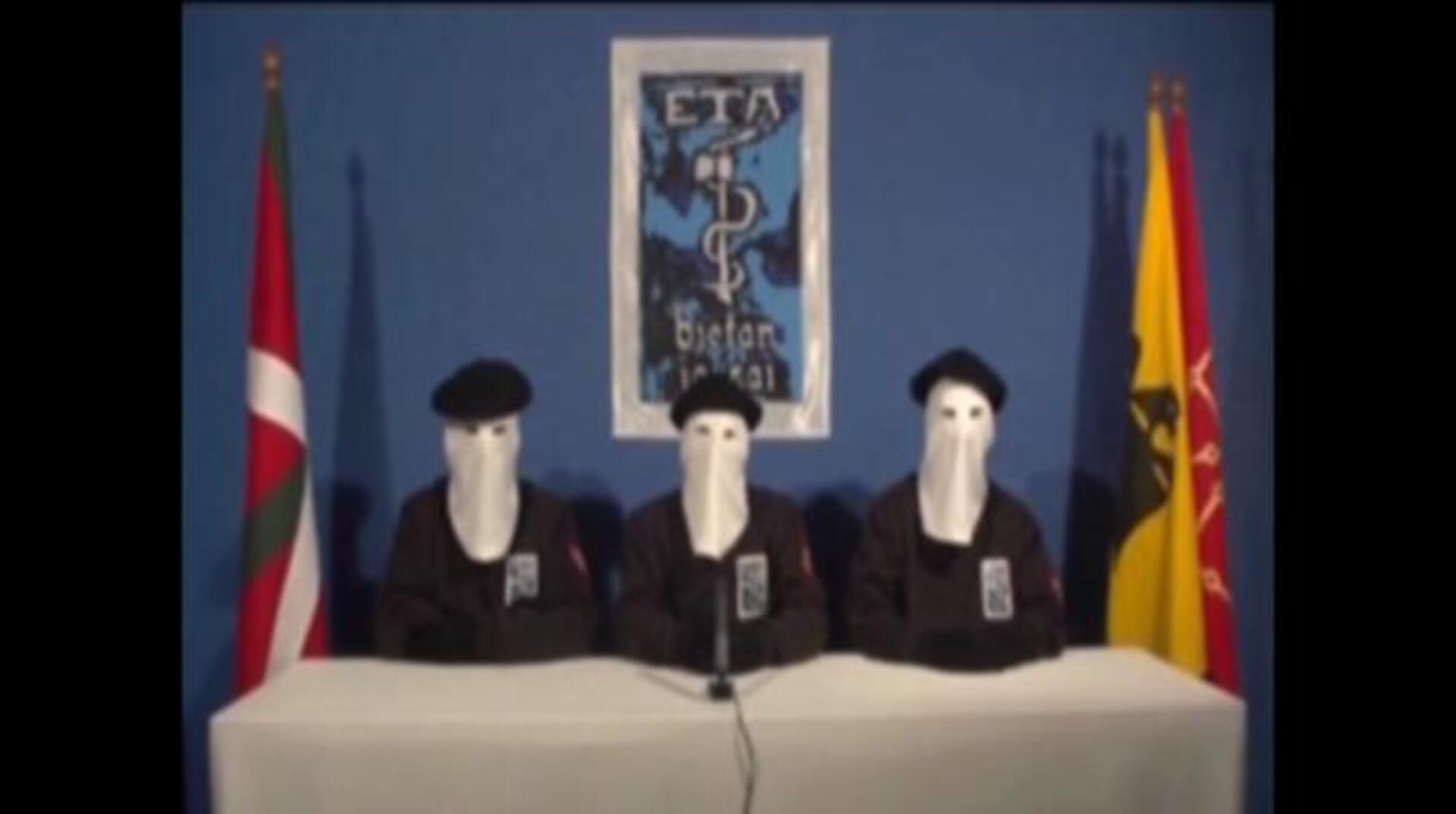 ETA reafirma su cese de la actividad terrorista, pero sigue sin entregar las armas