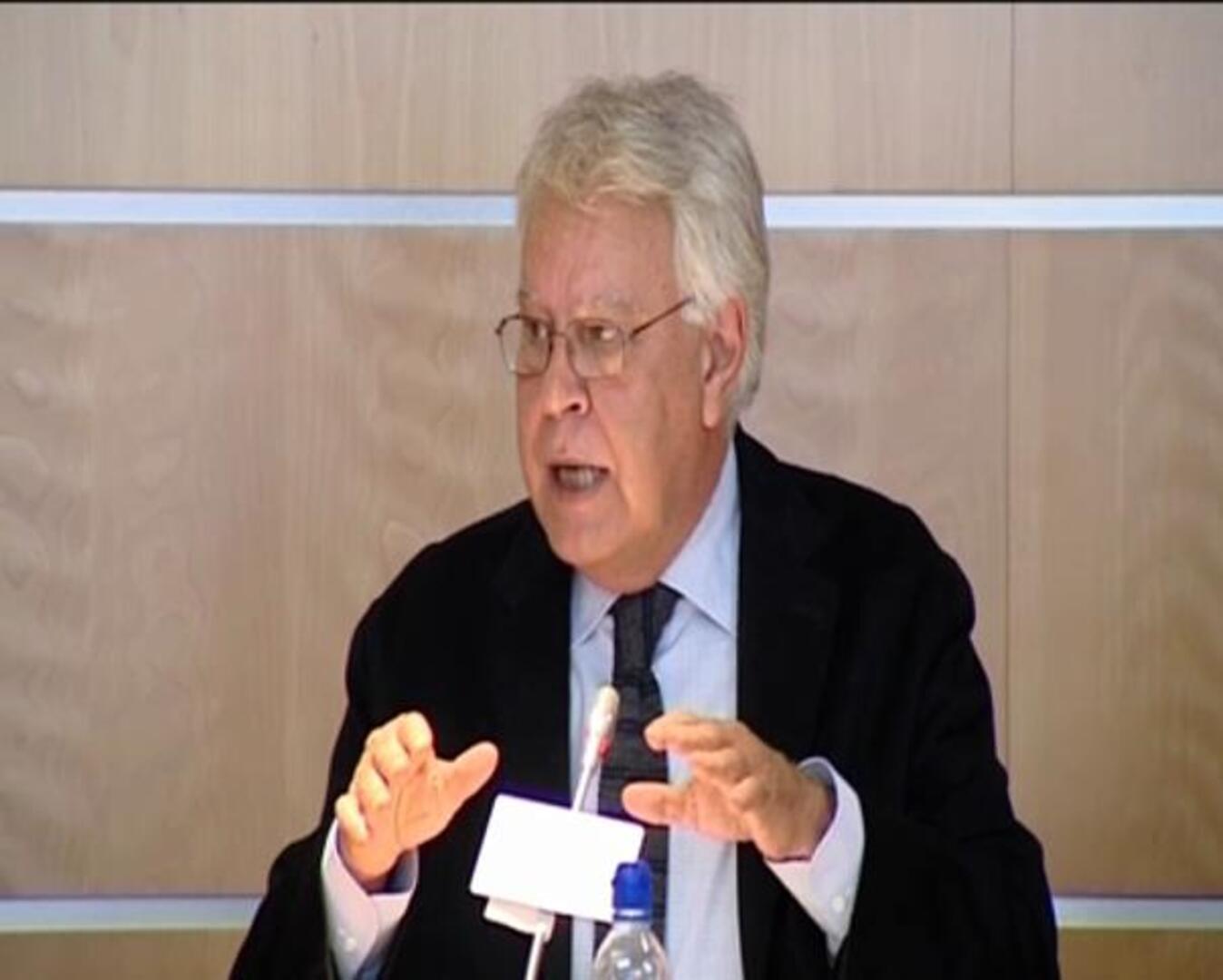 Felipe González: «No habrá rescate a España y si lo hay sería a toda Europa»