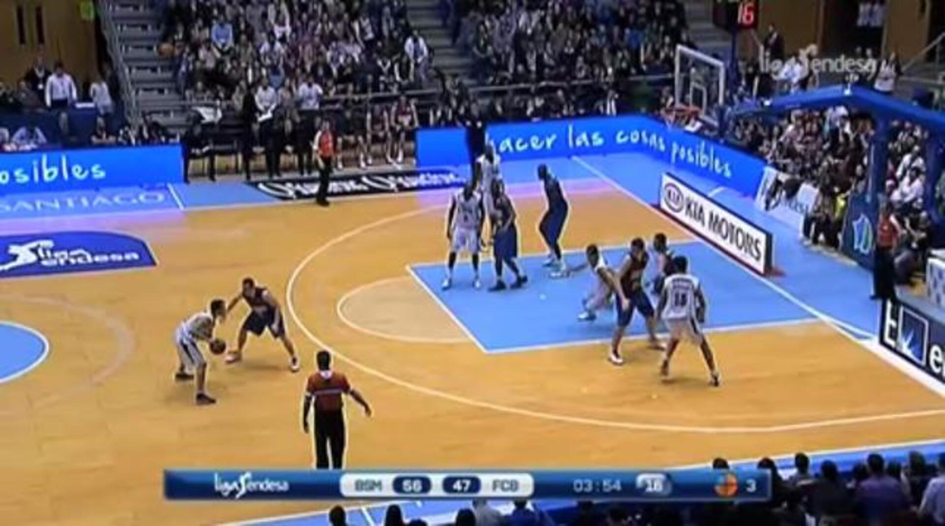 El Barça se multiplica para seguir líder