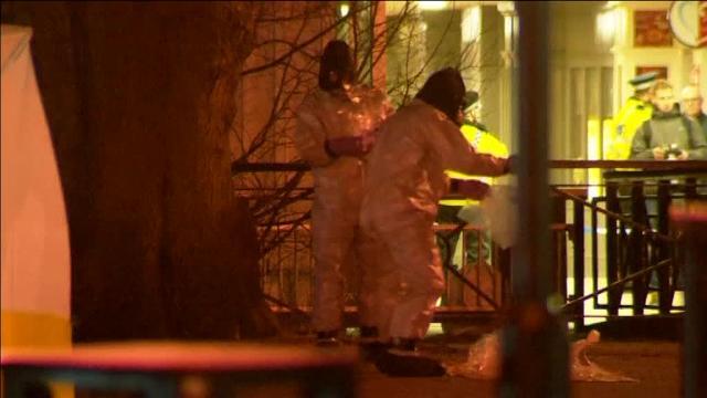 El Reino Unido responde al envenenamiento de un exespía ruso expulsando a 23 diplomáticos del Kremlin