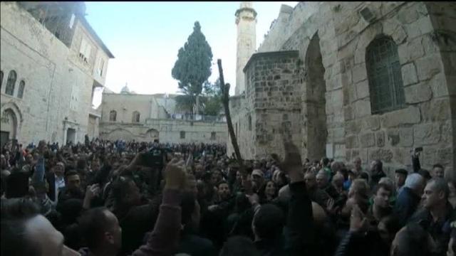 Nueva protesta a las puertas del Santo Sepulcro de Jerusalén