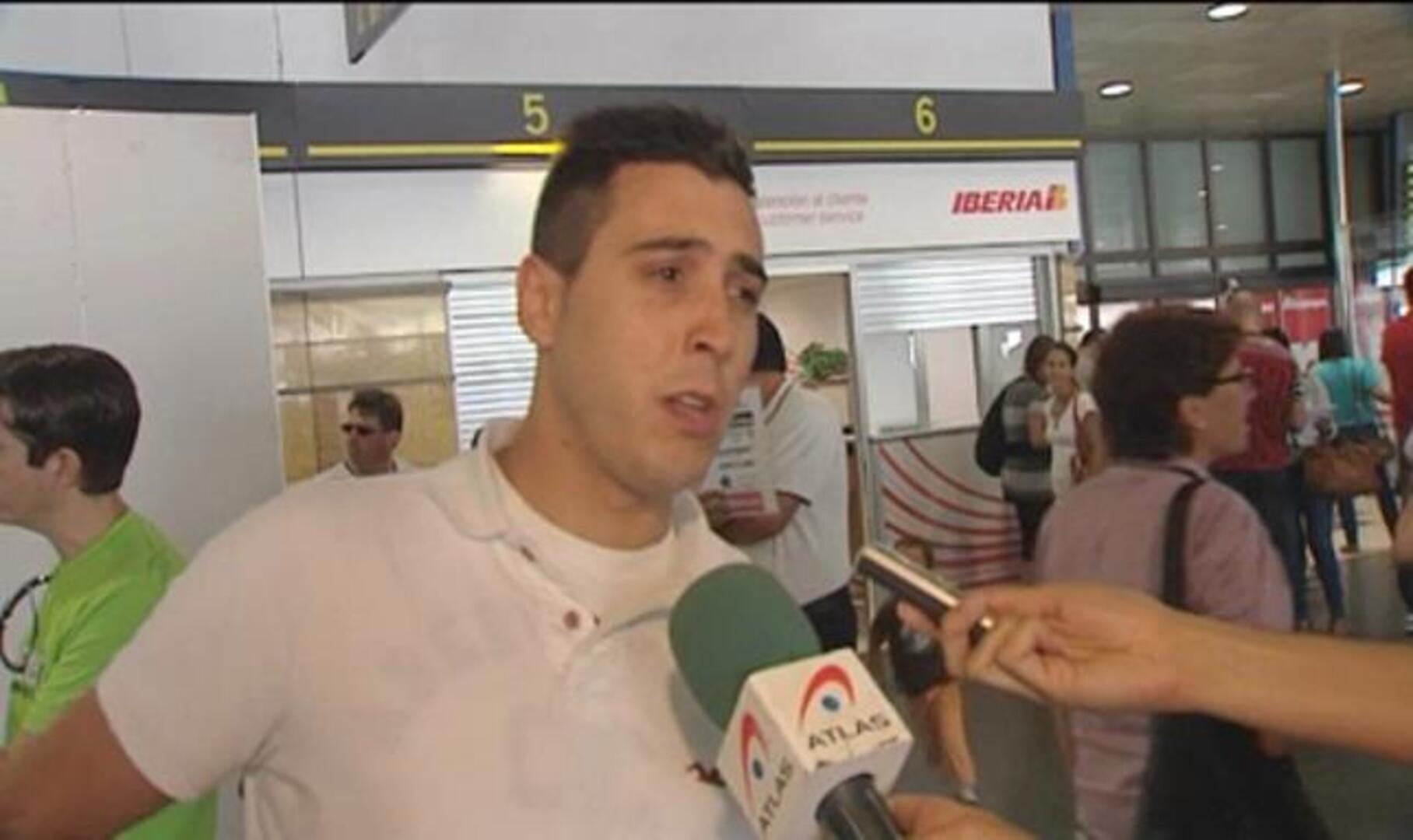 Dieciséis pasajeros atendidos por Aena tras la despresurización de Ryanair