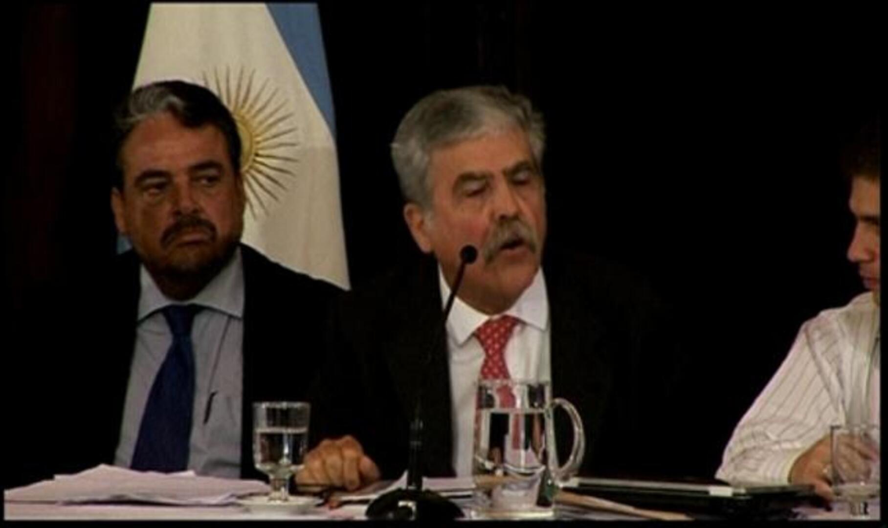 El Gobierno podría eliminar la compra de soja y bioetanol argentinos