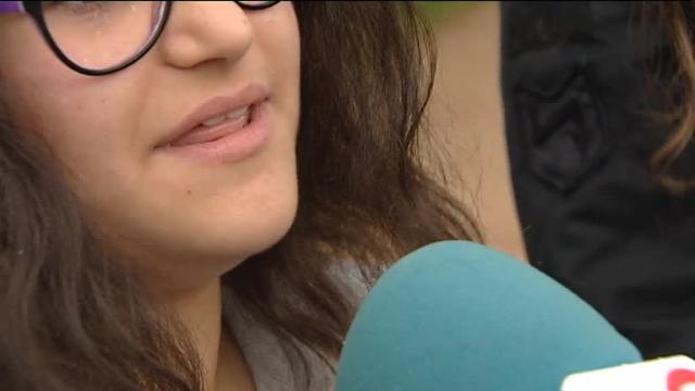 Investigan al director de un instituto que ocultó cámaras en el baño para destapar actos vandálicos