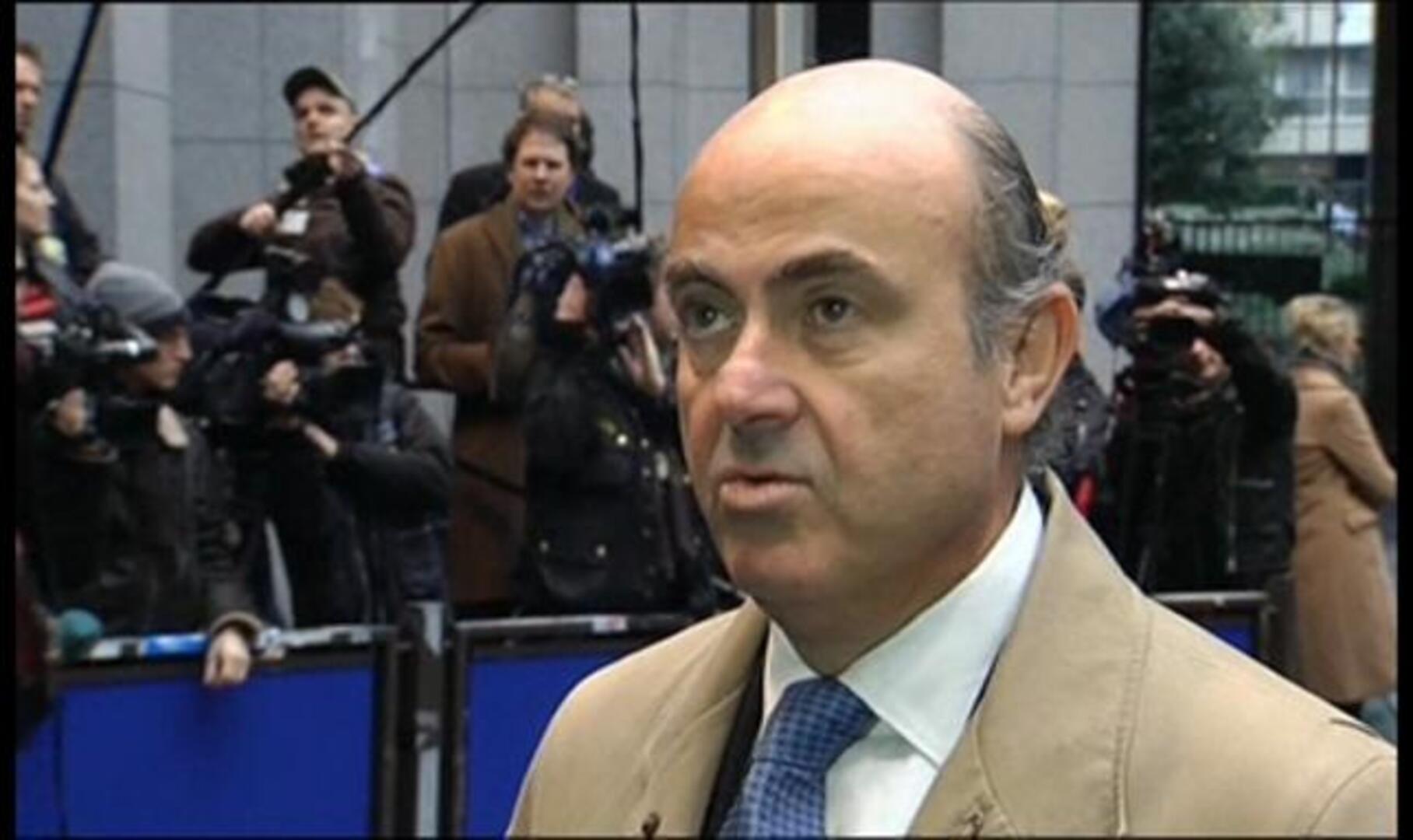 De Guindos señala que la reducción de déficit debe seguir una senda «razonable»