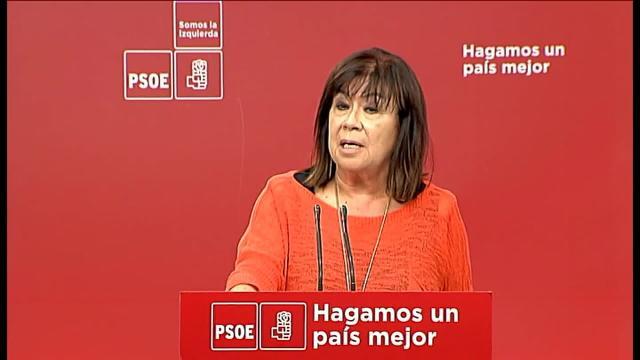 Narbona pide a Casado que &quot;deje de mirar atrás&quot;
