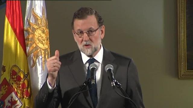 El presidente del Gobierno, Mariano Rajoy, a su llegada a Montevideo
