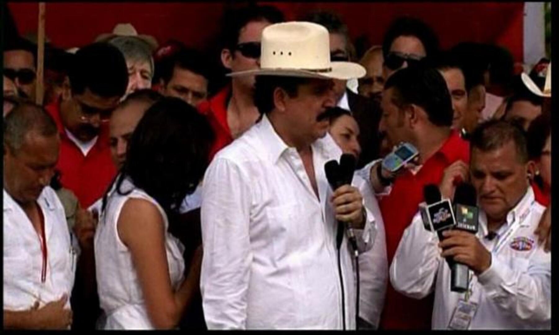 Zelaya regresa a Honduras dos años después