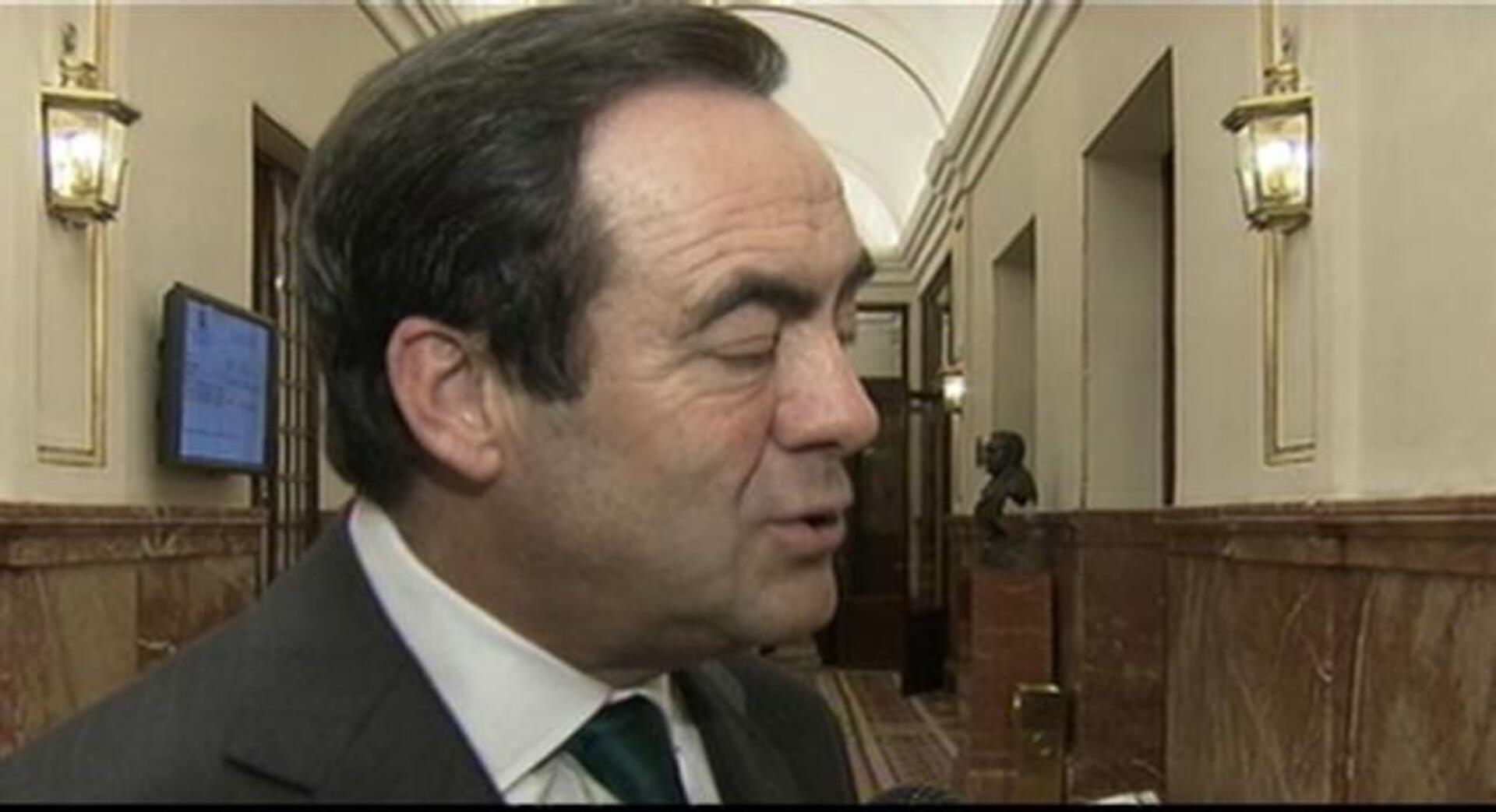 Bono asegura que Zapatero es «fijo en la quiniela» tras reunirse con José Blanco