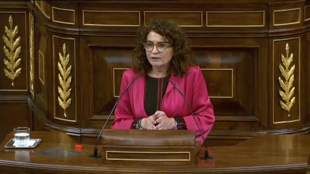 Rivera a Montero: &quot;A mi madre cada dos o tres semanas le pintan lazos amarillos en la puerta de la tienda&quot;