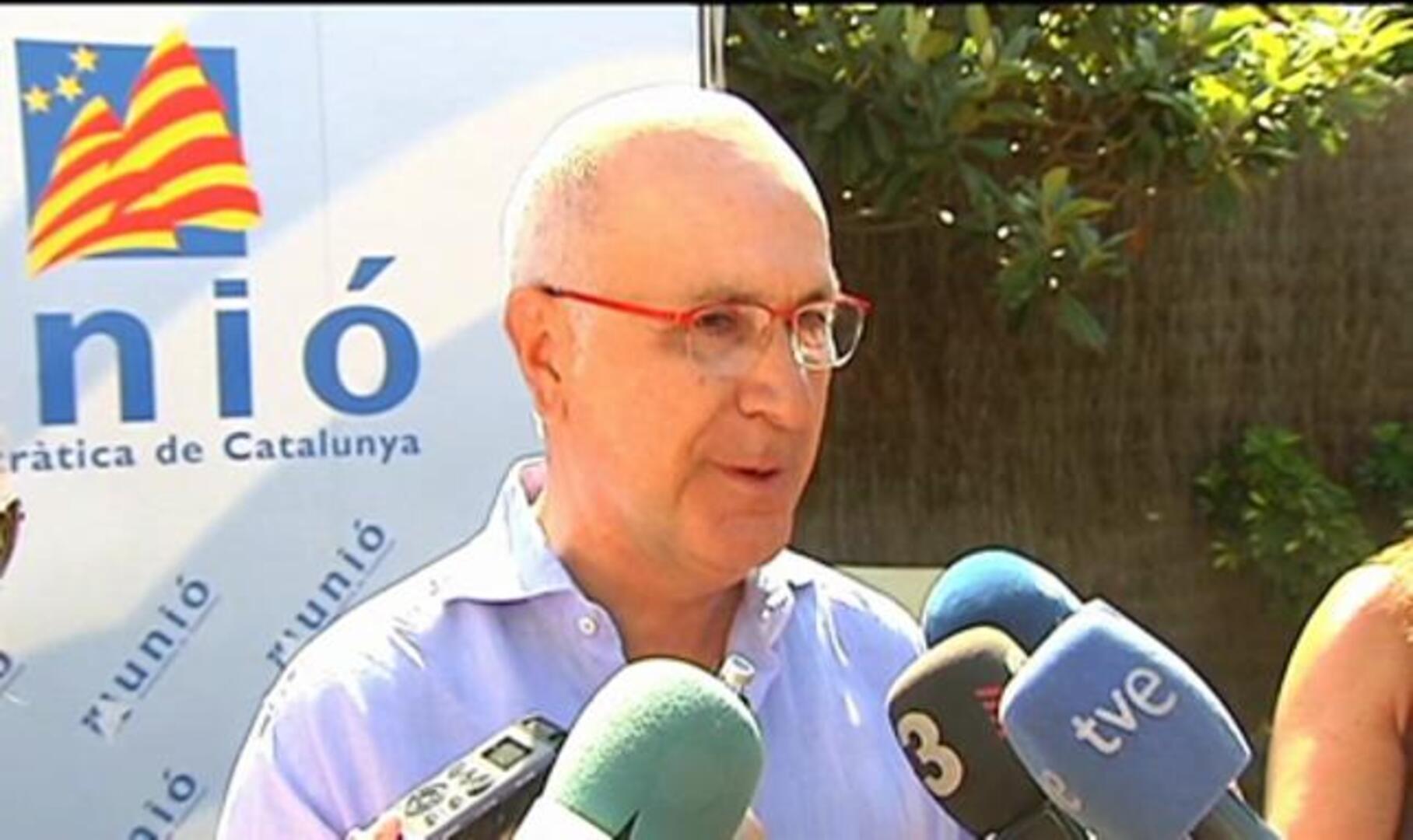 Duran apela a Rajoy para que no menosprecie acudir al fondo de rescate