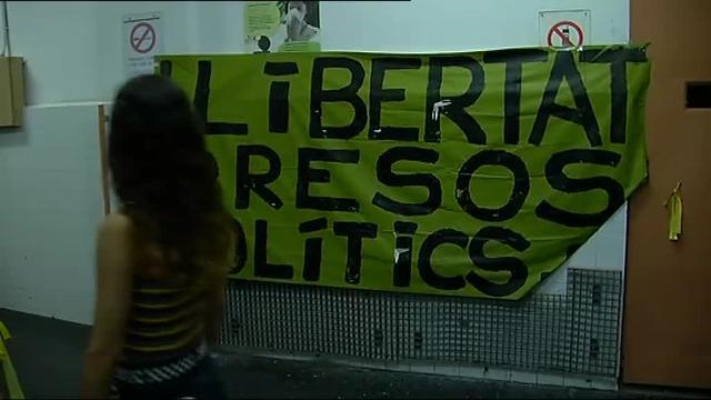 Zapatero se muestra a favor de &quot;estudiar&quot; los indultos a los presos del 1-O &quot;si lo piden&quot;