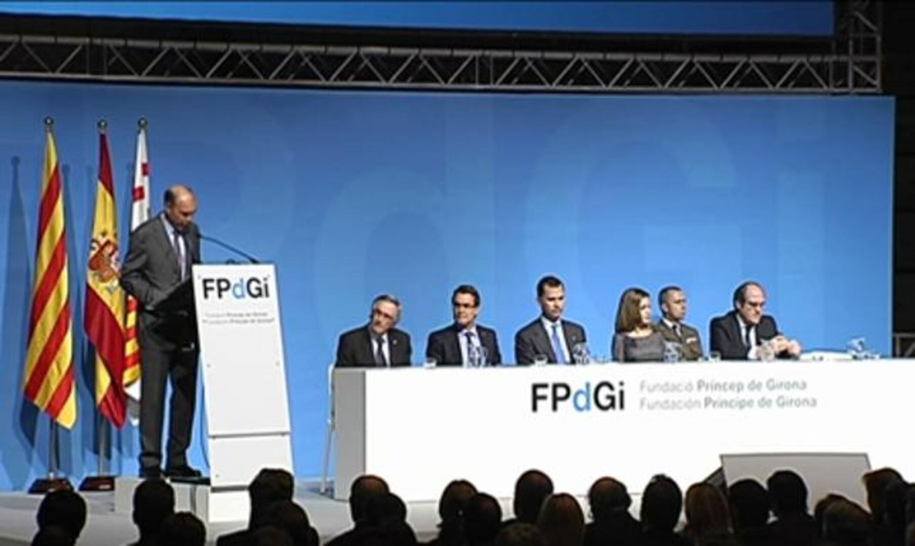 El Príncipe expresa su deseo de adaptar la Corona «a los tiempos que vivimos»