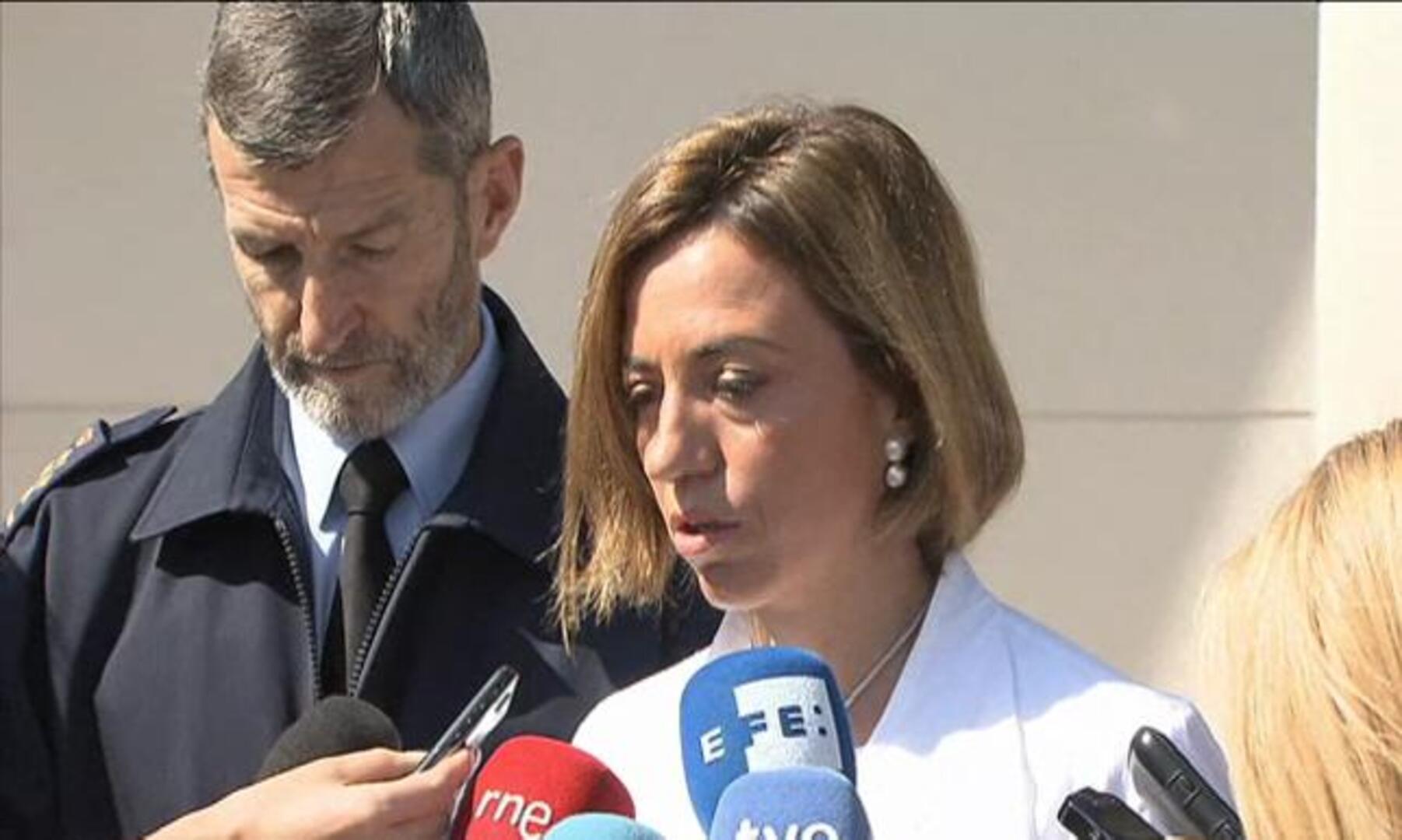 Chacón garantiza que los militares seguirán en Lorca «el tiempo necesario»