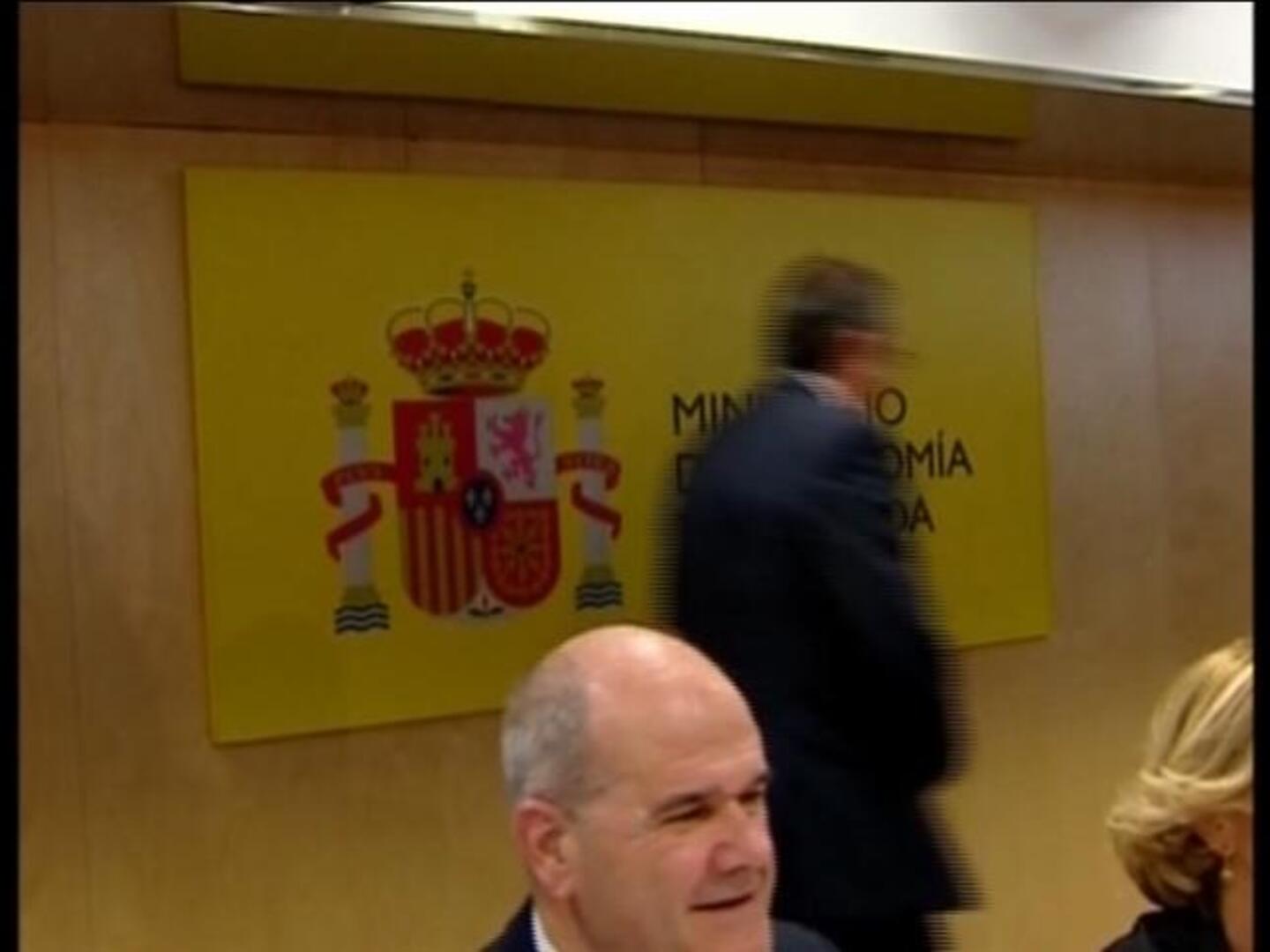 Salgado no quiere ir en las listas del PSOE para las generales