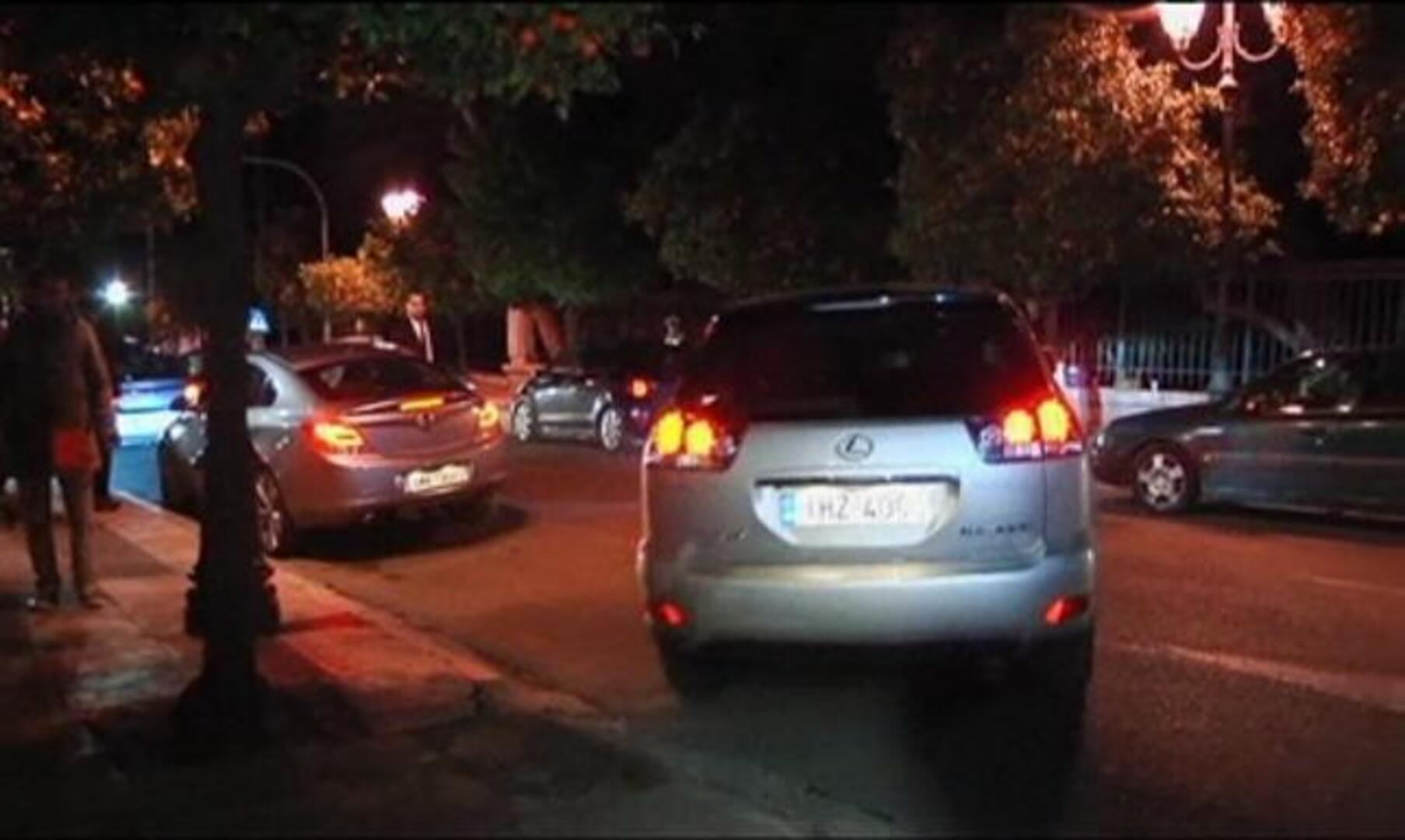 Grecia se presenta en Bruselas sin acordar los recortes necesarios para su rescate