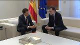 Sánchez pide a Rajoy que abra una negociación que incluya a Pablo Iglesias y a Carles Puigdemont